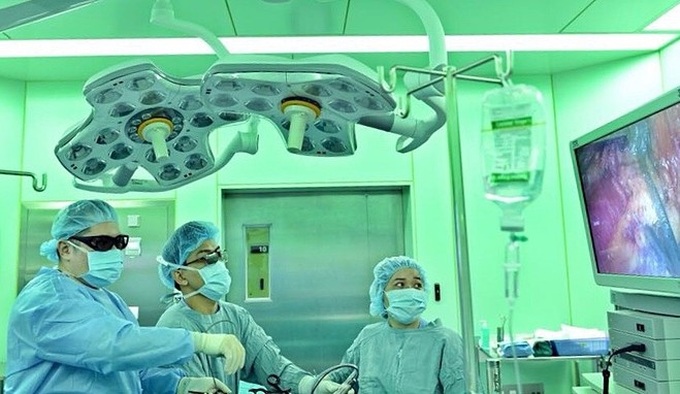 Phẫu thuật nội soi 3D chữa ung thư bàng quang - Ảnh 1. Phẫu thuật nội soi 3D chữa ung thư bàng quang - Ảnh 1.
