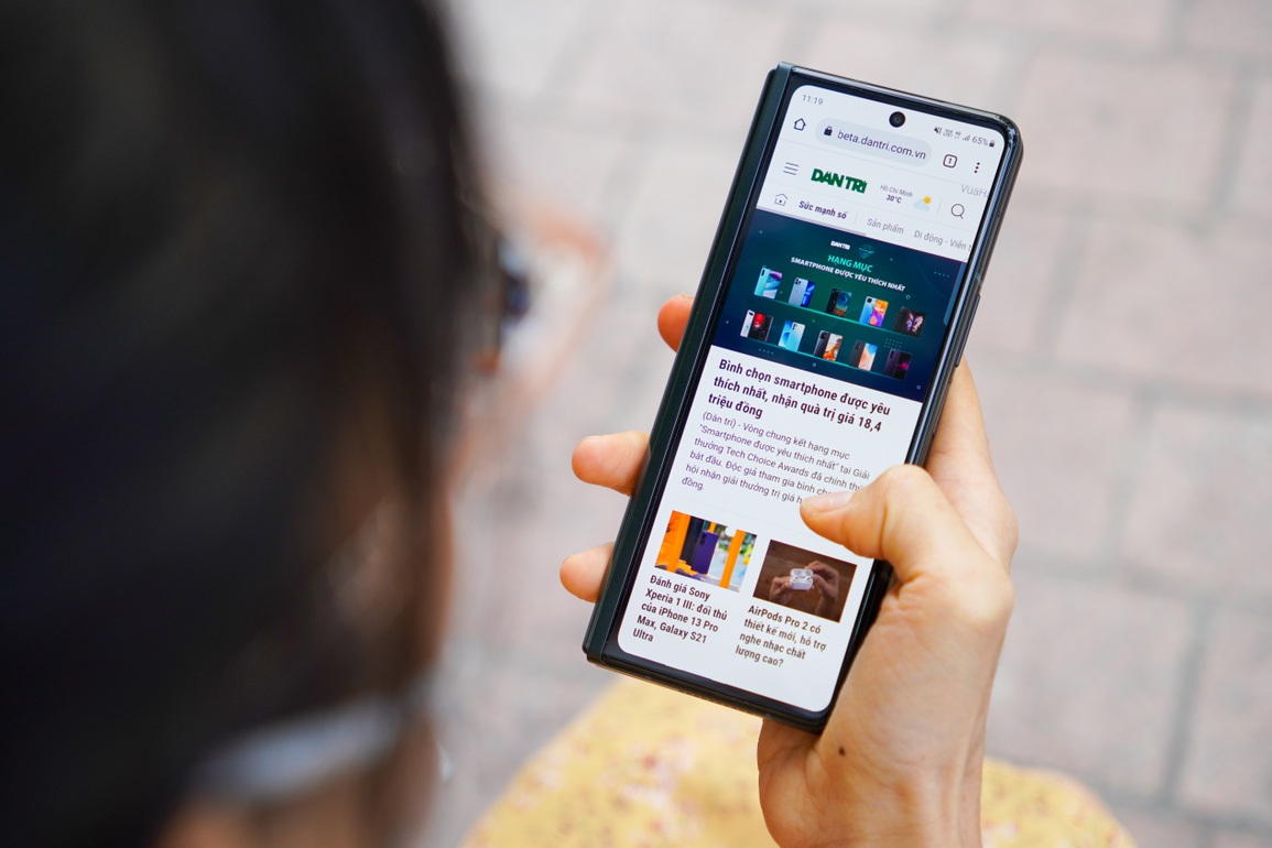 Đánh giá Galaxy Z Fold3: màn hình gập độc đáo, có chống nước - 3 Đánh giá Galaxy Z Fold3: màn hình gập độc đáo, có chống nước - 3