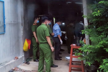 Hai vợ chồng đã ly hôn tử vong tại nhà riêng