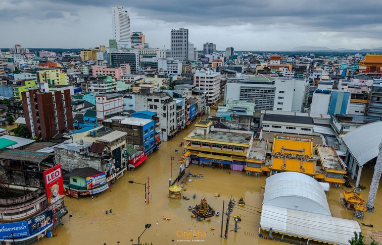 Cầu thủ ở Thái Lan kêu cứu vì lụt, có thể dời sân thi đấu của U22 Việt Nam