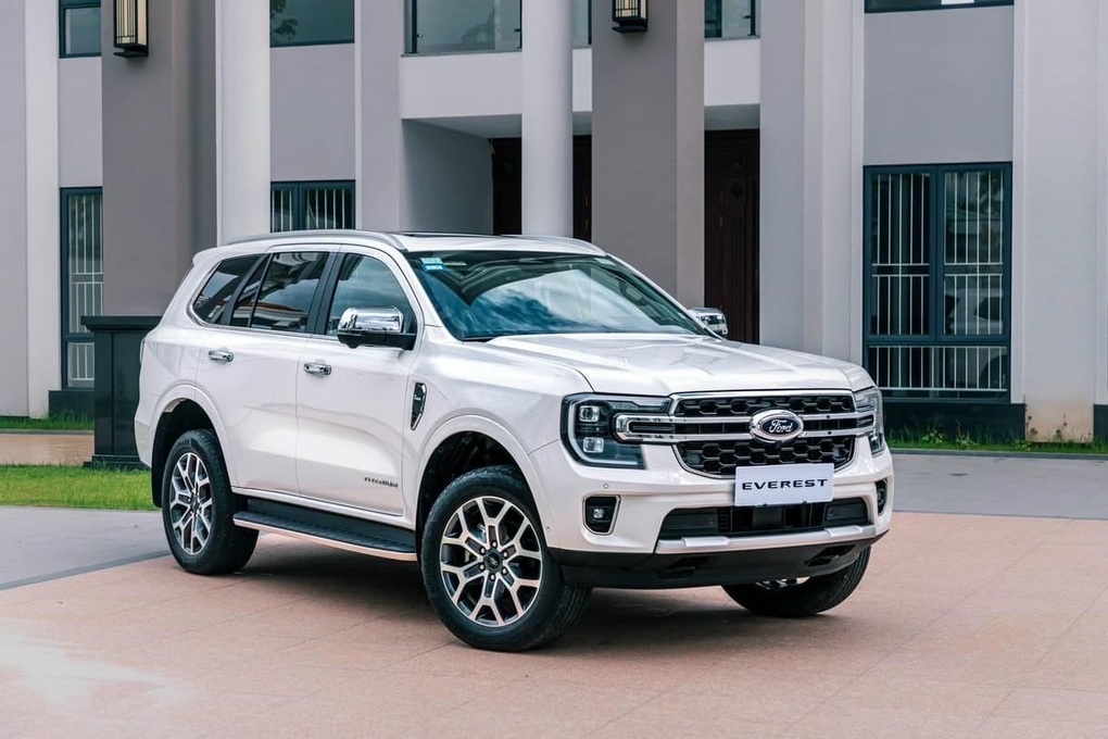 Ford Everest 2024 bị cắt trang bị, có tính năng khiến người dùng tiếc nuối - 1