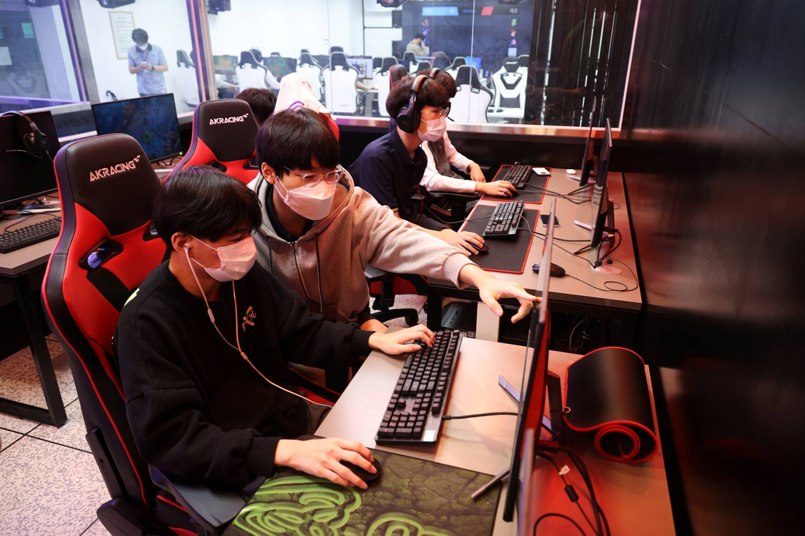 Hàn Quốc đào tạo game thủ chuyên nghiệp từ bậc trung học - 1 Hàn Quốc đào tạo game thủ chuyên nghiệp từ bậc trung học - 1