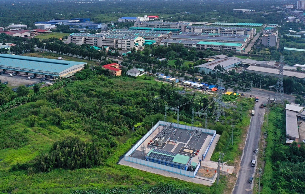EVNSPC sẵn sàng giải đáp các vấn đề cử tri quan tâm đến ngành điện - 1 EVNSPC sẵn sàng giải đáp các vấn đề cử tri quan tâm đến ngành điện - 1