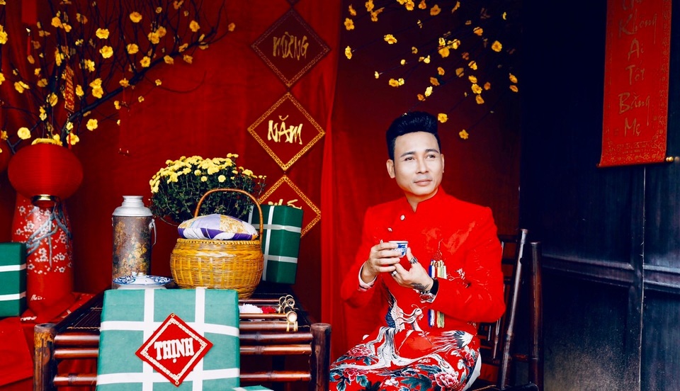 Ca sĩ Linh Nguyễn làm MV xuân tặng người nghèo - 4 Ca sĩ Linh Nguyễn làm MV xuân tặng người nghèo - 4
