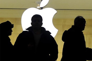 Apple tăng mạnh giá bán iPhone tại Nga