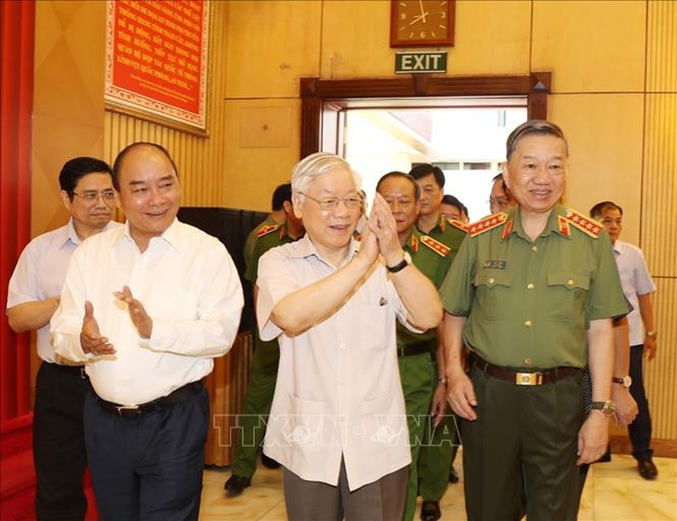 Tổng Bí thư: Sáng suốt, tỉnh táo, tinh tường trong lựa chọn nhân sự - 1 Tổng Bí thư: Sáng suốt, tỉnh táo, tinh tường trong lựa chọn nhân sự - 1
