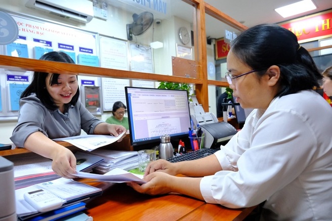 Những cán bộ, công chức không được nghỉ hưu trước tuổi do sắp xếp bộ máy