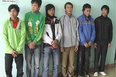 Khen thưởng 7 chiến sĩ công an “hóa giải” thành công một vụ hỗn chiến