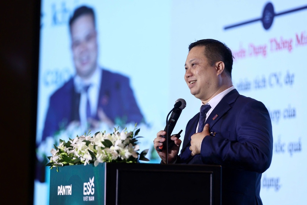 PGS.TS Nguyễn Đức Trung: AI không thể thay thế con người - 1 PGS.TS Nguyễn Đức Trung: AI không thể thay thế con người - 1