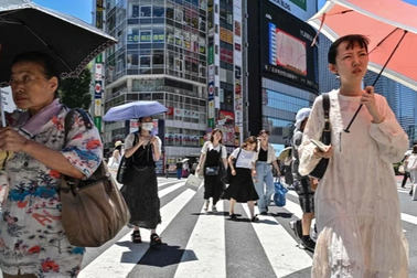 Nắng nóng kéo dài bất thường ở Nhật Bản