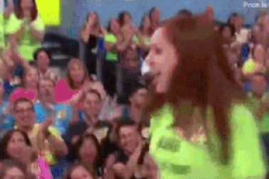 Người chơi “Hãy chọn giá đúng” khiến MC ngã dúi dụi