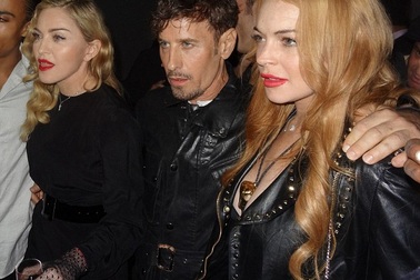 Madonna làm đạo diễn phim mới