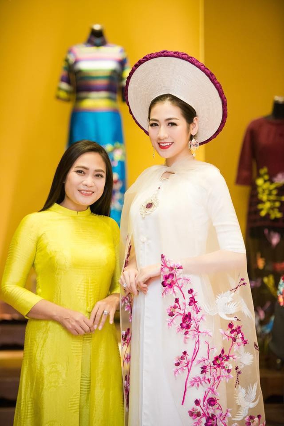 “Phải đồng lòng bảo hộ áo dài Việt”! - 7