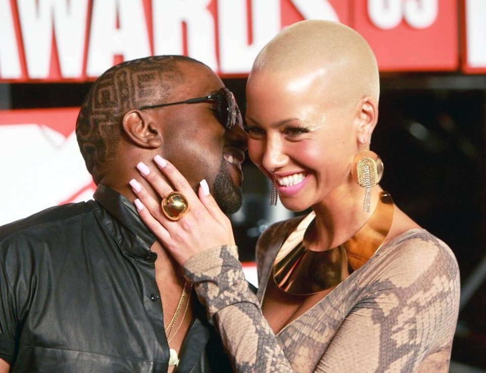 Vũ nữ Amber Rose tiết lộ bị Kanye West hạ nhục - 3 Vũ nữ Amber Rose tiết lộ bị Kanye West hạ nhục - 3
