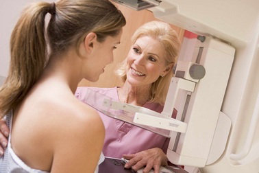 Bạn có cần chụp X-quang tuyến vú?