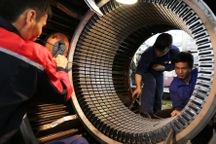 Lương tối thiểu vùng năm 2018: Không thể đẩy gánh nặng về phía người lao động