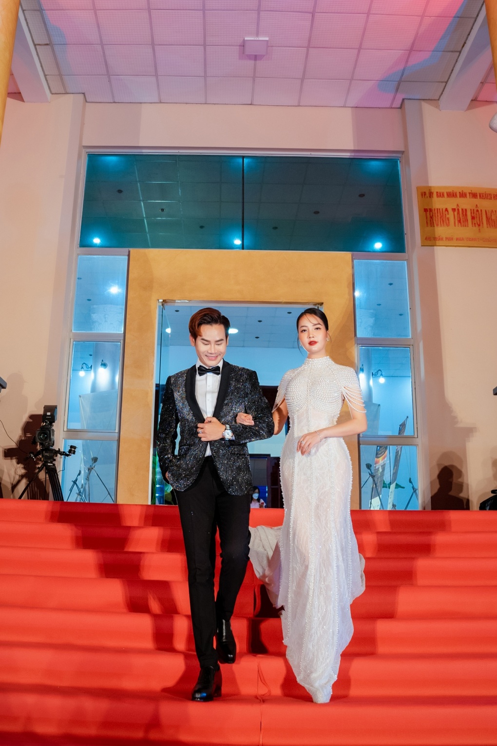Thụy Vân hé lộ mức cát-xê choáng và lời nhắn nhủ bất ngờ của Quyền Linh - 3 Thụy Vân hé lộ mức cát-xê choáng và lời nhắn nhủ bất ngờ của Quyền Linh - 3
