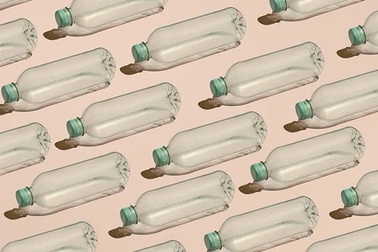 Sử dụng lại chai nhựa đựng nước có an toàn không?