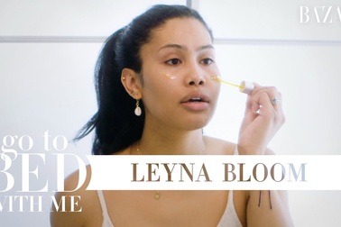 Leyna Bloom hướng dẫn chăm sóc da