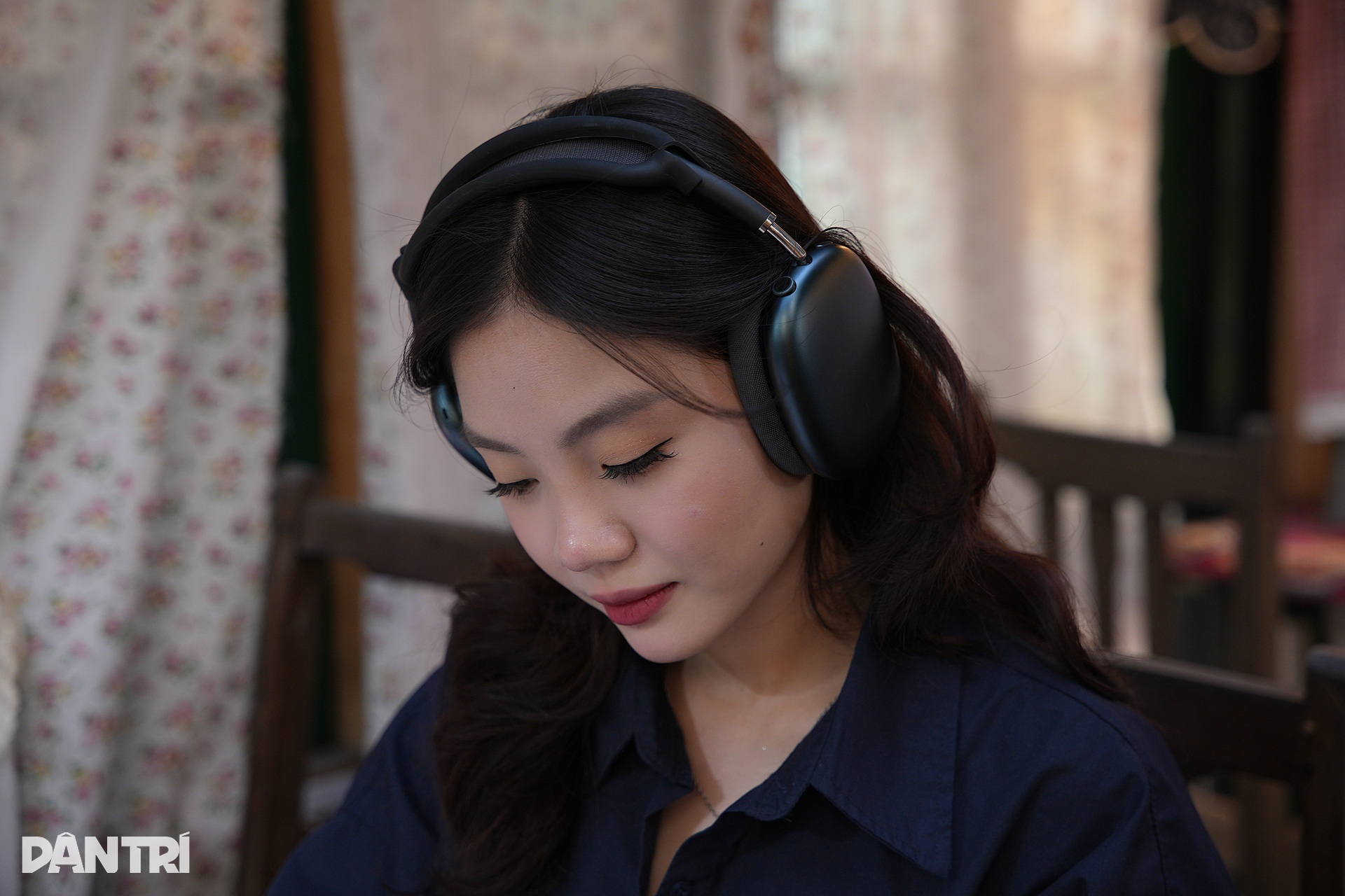 에어팟 맥스는 출시 5년이 지났는데도 여전히 비싼데, 아직도 살 가치가 있을까요? - 18 AirPods Max vẫn đắt sau 5 năm mở bán, liệu còn đáng mua? - 18