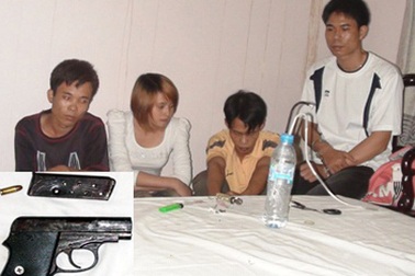 Bắt nhóm sử dụng ma túy trong khách sạn, phát hiện "hàng nóng"