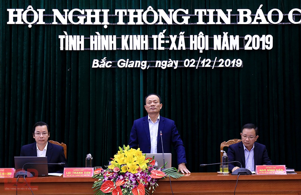 Hoá giải tạm thời nguy cơ xảy ra thảm hoạ trên cây cầu “độc nhất vô nhị” tại Bắc Giang - 3 Hoá giải tạm thời nguy cơ xảy ra thảm hoạ trên cây cầu “độc nhất vô nhị” tại Bắc Giang - 3