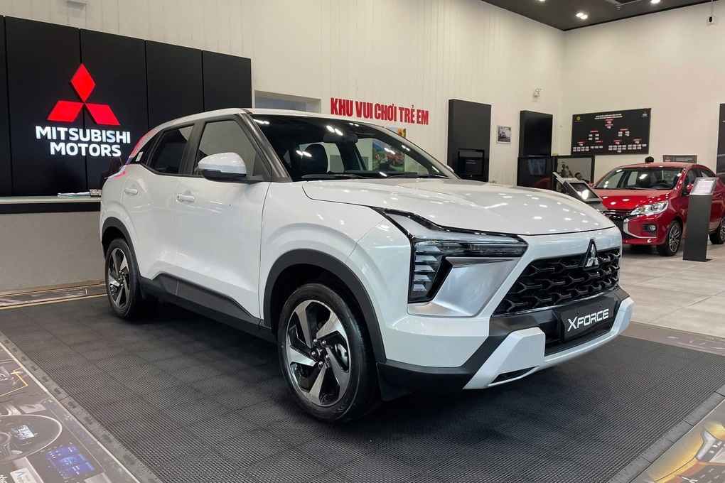 Mitsubishi Xforce tiếp đà “thất thế”, thêm áp lực từ Toyota Corolla Cross - 1 Mitsubishi Xforce tiếp đà “thất thế”, thêm áp lực từ Toyota Corolla Cross - 1
