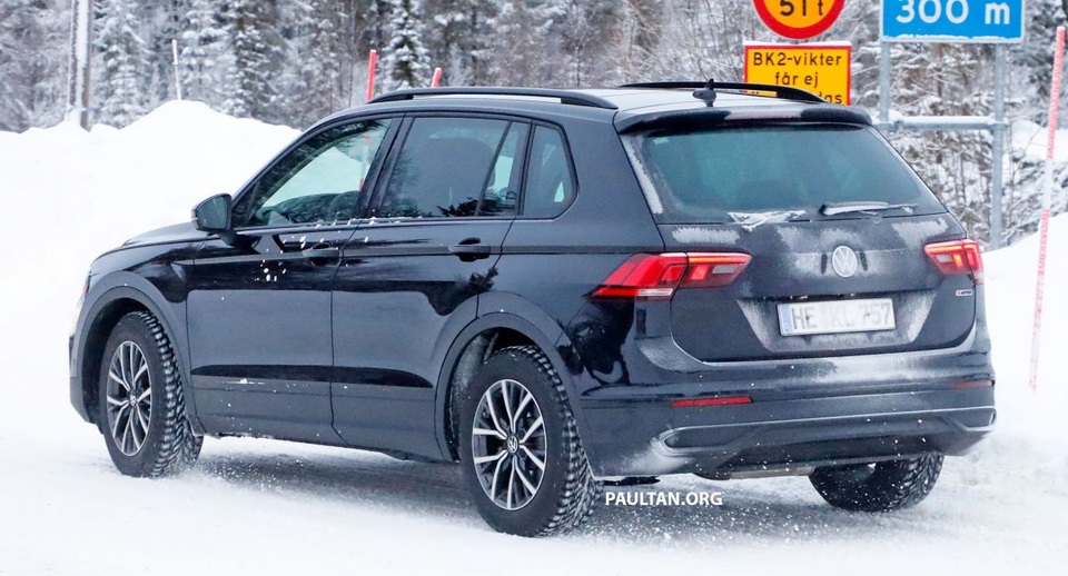 Volkswagen hé lộ hình ảnh Tiguan phiên bản mới - 6 Volkswagen hé lộ hình ảnh Tiguan phiên bản mới - 6