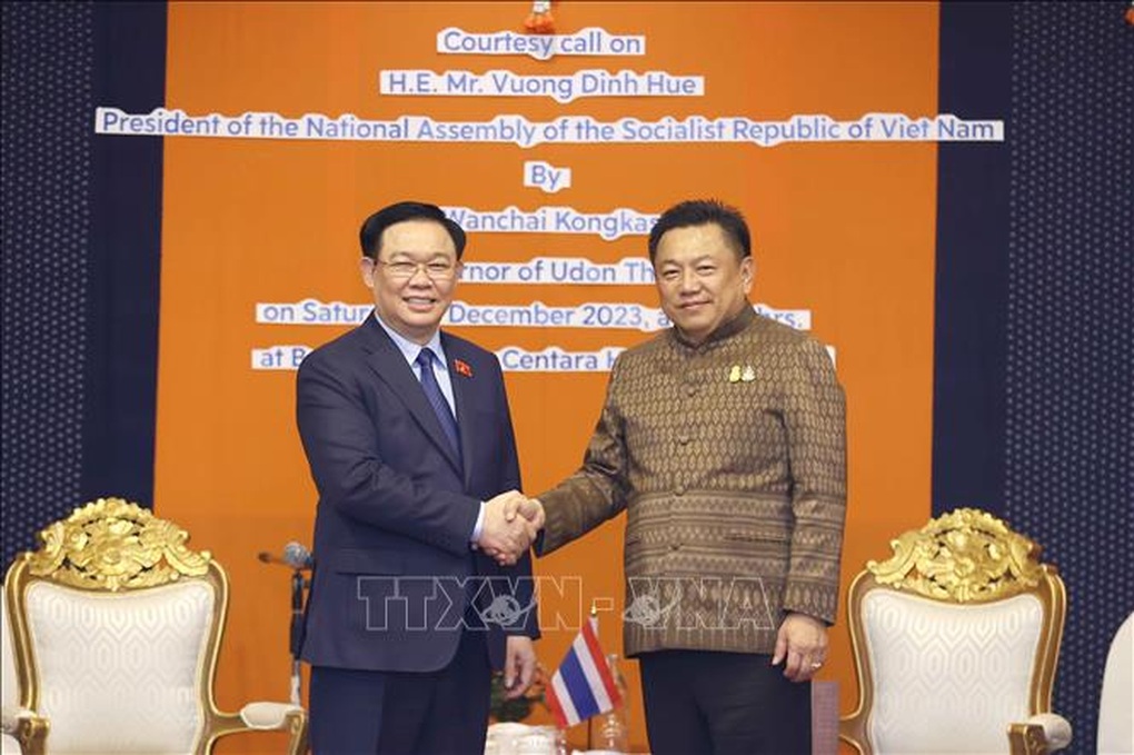 Chủ tịch Quốc hội Vương Đình Huệ tiếp Tỉnh trưởng tỉnh Udon Thani - 1 Chủ tịch Quốc hội Vương Đình Huệ tiếp Tỉnh trưởng tỉnh Udon Thani - 1