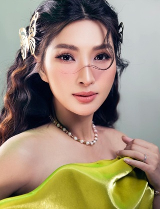 Cuộc sống kín tiếng, giàu có của Nguyễn Hồng Nhung trước khi kết hôn lần 2 - 11