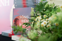 Hành trình "sống đến bình minh" của cuộc đời nhà báo, nhà văn Trần Mai Hạnh