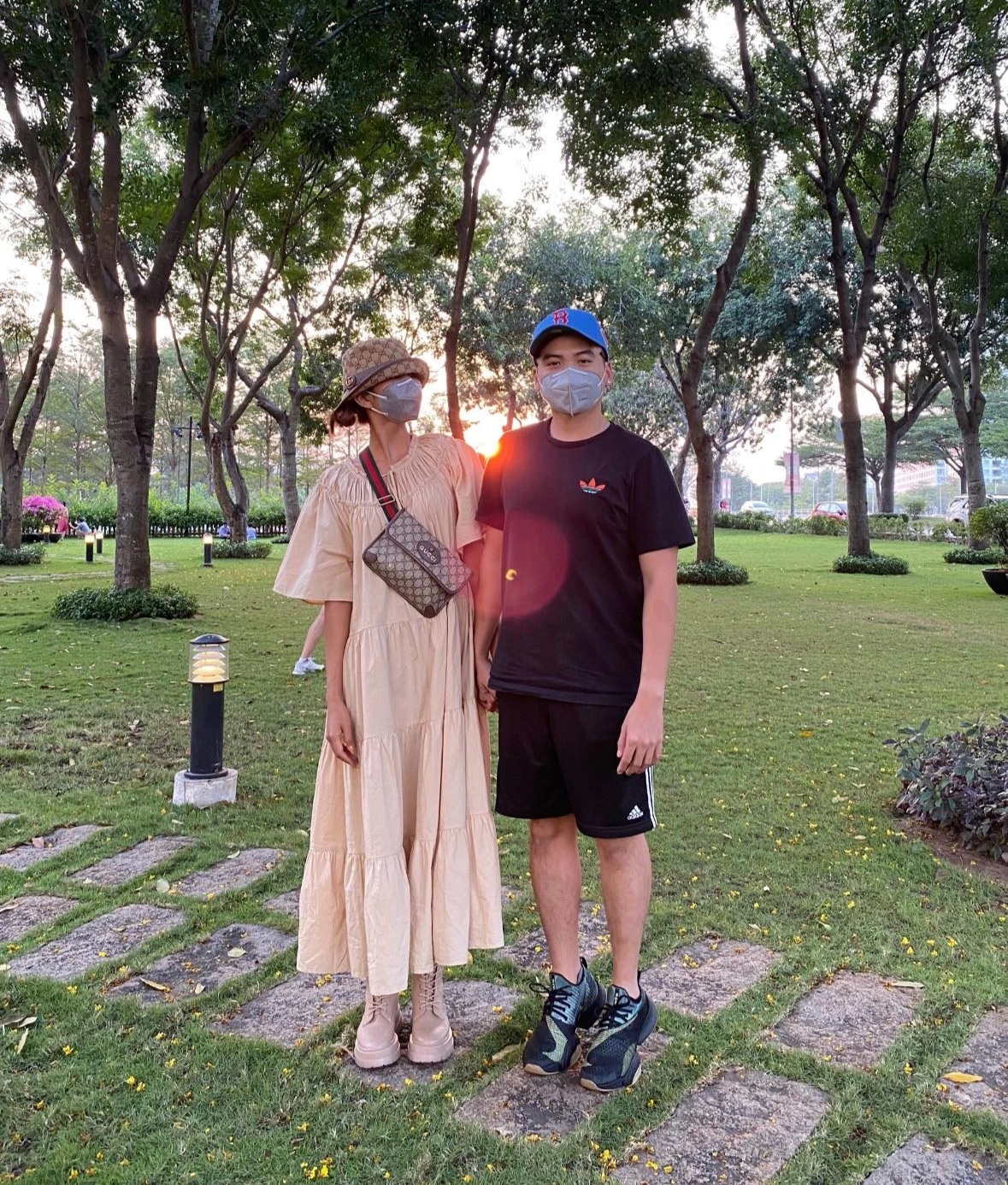HHen Niê 7 năm yêu nhiếp ảnh gia: Vài lần hợp tan, không đặt nặng kinh tế - 5 HHen Niê 7 năm yêu nhiếp ảnh gia: Vài lần hợp tan, không đặt nặng kinh tế - 5