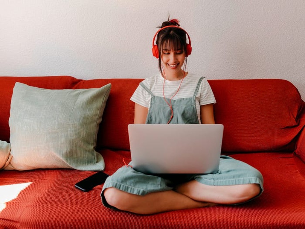 Nhân sự Gen Z phản pháo định kiến hay cãi, đòi hỏi và chịu áp lực kém - 2 Nhân sự Gen Z phản pháo định kiến hay cãi, đòi hỏi và chịu áp lực kém - 2