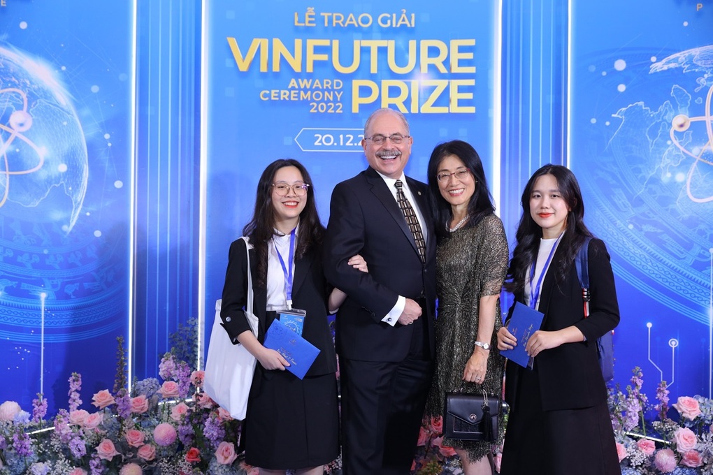 Giải thưởng VinFuture: Góc nhìn từ chuyên gia thế giới - 3 Giải thưởng VinFuture: Góc nhìn từ chuyên gia thế giới - 3