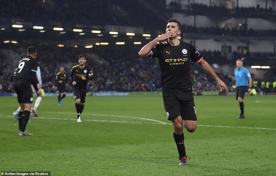 Burnley 1-4 Man City: Đẳng cấp của nhà ĐKVĐ - 3 Burnley 1-4 Man City: Đẳng cấp của nhà ĐKVĐ - 3