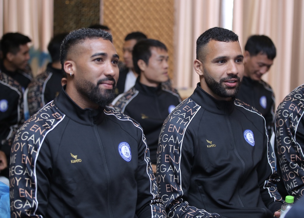 Tân binh V-League Khánh Hòa chỉ mong trụ hạng - 2 Tân binh V-League Khánh Hòa chỉ mong trụ hạng - 2