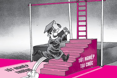 Làn sóng tẩy chay hệ ĐH tại chức