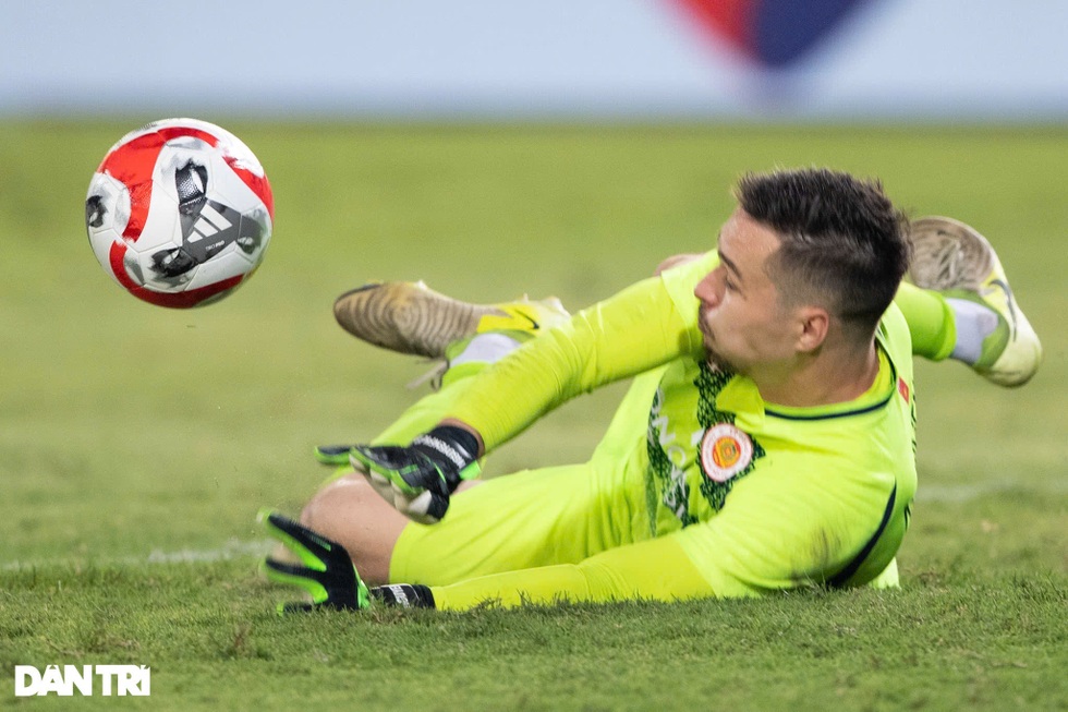 Chuyên gia: Đội tuyển Việt Nam luôn cần Công Phượng khi đối đầu Malaysia - 2