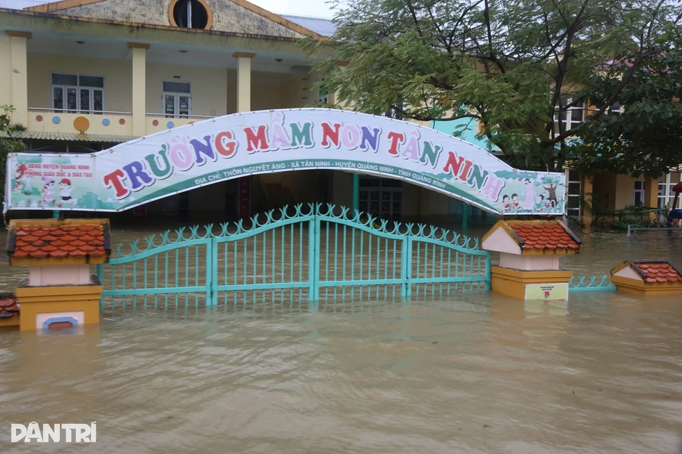 Ký túc xá ở TPHCM miễn phí gần một năm cho hàng chục sinh viên vùng lũ - 3