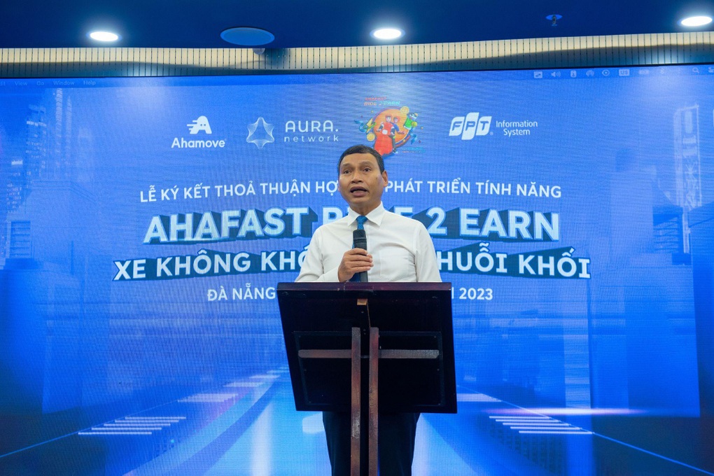 Ahamove cùng Aura Network phát triển tính năng mới cho dịch vụ xe ôm điện - 1 Ahamove cùng Aura Network phát triển tính năng mới cho dịch vụ xe ôm điện - 1
