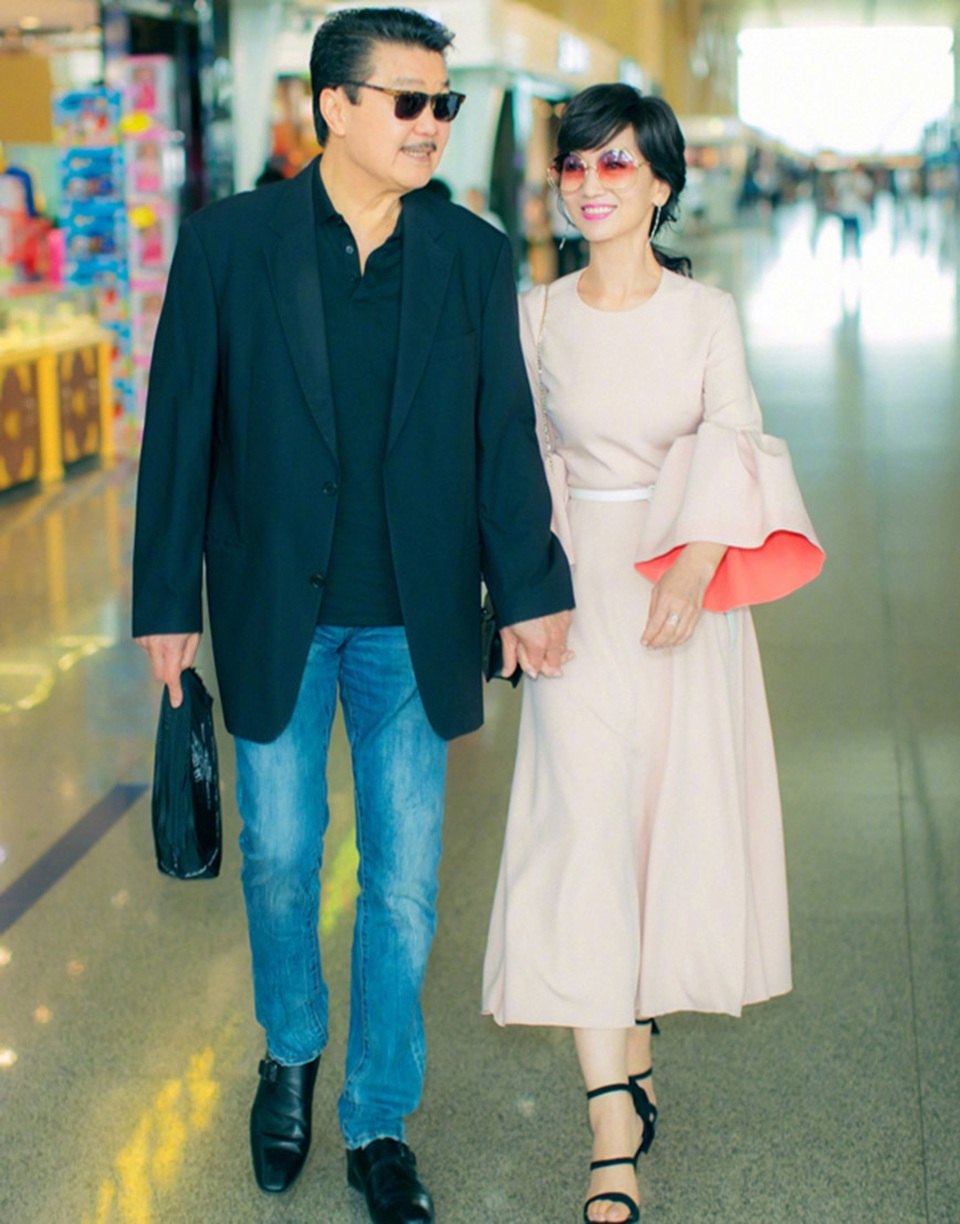Minh tinh Triệu Nhã Chi: Cựu tiếp viên hàng không hạnh phúc bên chồng doanh nhân - 17 Minh tinh Triệu Nhã Chi: Cựu tiếp viên hàng không hạnh phúc bên chồng doanh nhân - 17