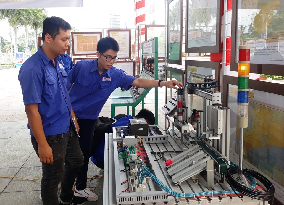 Bình Định: Nhiều ý tưởng sáng tạo khởi nghiệp trong sinh viên - 3 Bình Định: Nhiều ý tưởng sáng tạo khởi nghiệp trong sinh viên - 3