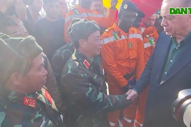 Tổng thống Thổ Nhĩ Kỳ cảm ơn lực lượng cứu nạn, cứu hộ quân đội Việt Nam