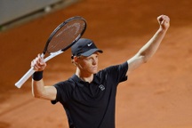 Alcaraz, Sinner tranh cúp vô địch Italian Open