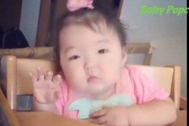 Tuyển tập những pha gây "cười té ghế" của bé