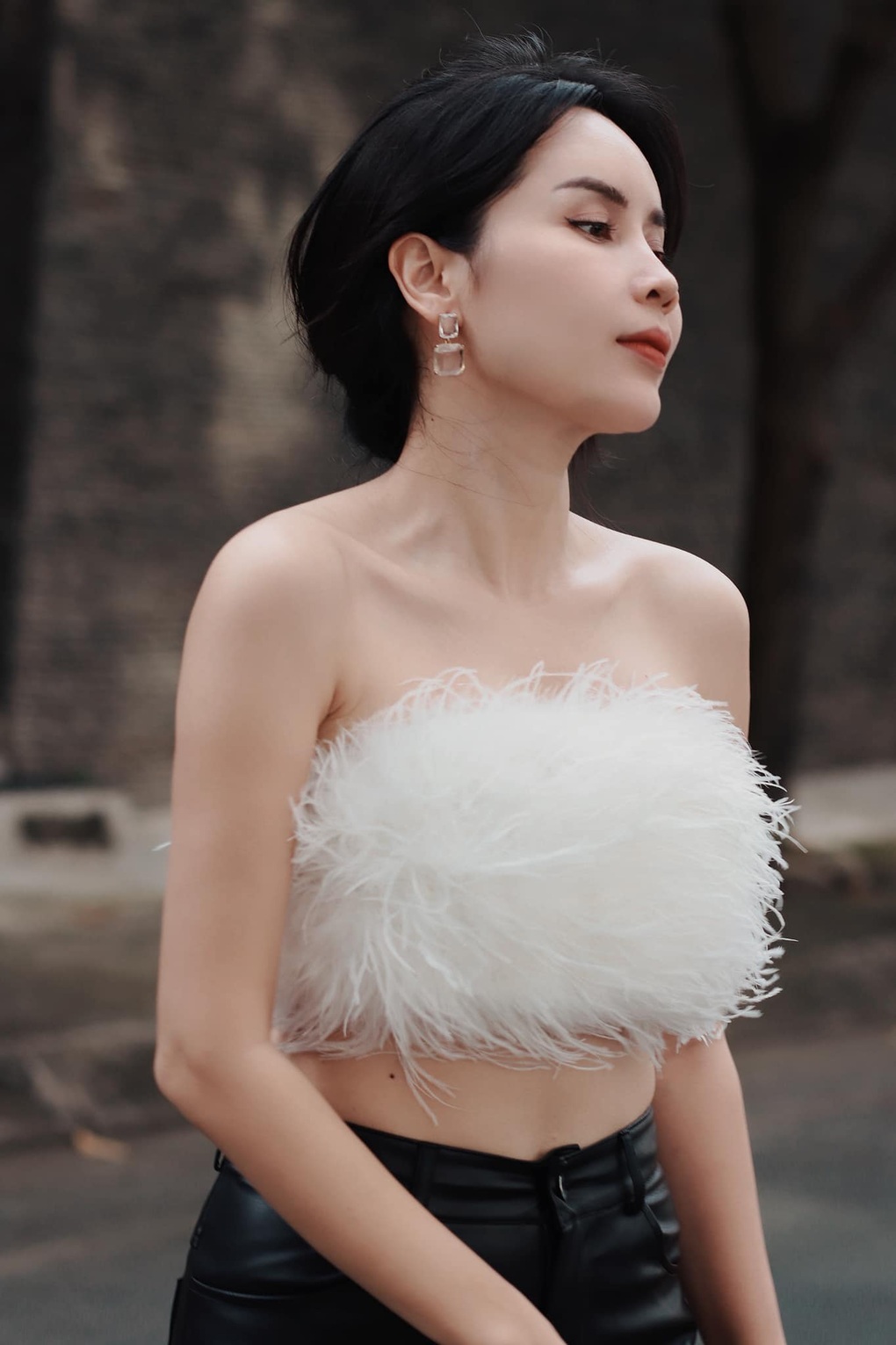 Lưu Hương Giang làm gì khi đóng cửa hoạt động nghệ thuật suốt 1 năm qua? - 4 Lưu Hương Giang làm gì khi đóng cửa hoạt động nghệ thuật suốt 1 năm qua? - 4