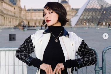 Châu Bùi - thần tượng chuẩn mực, luôn hot mà không scandal suốt 7 năm