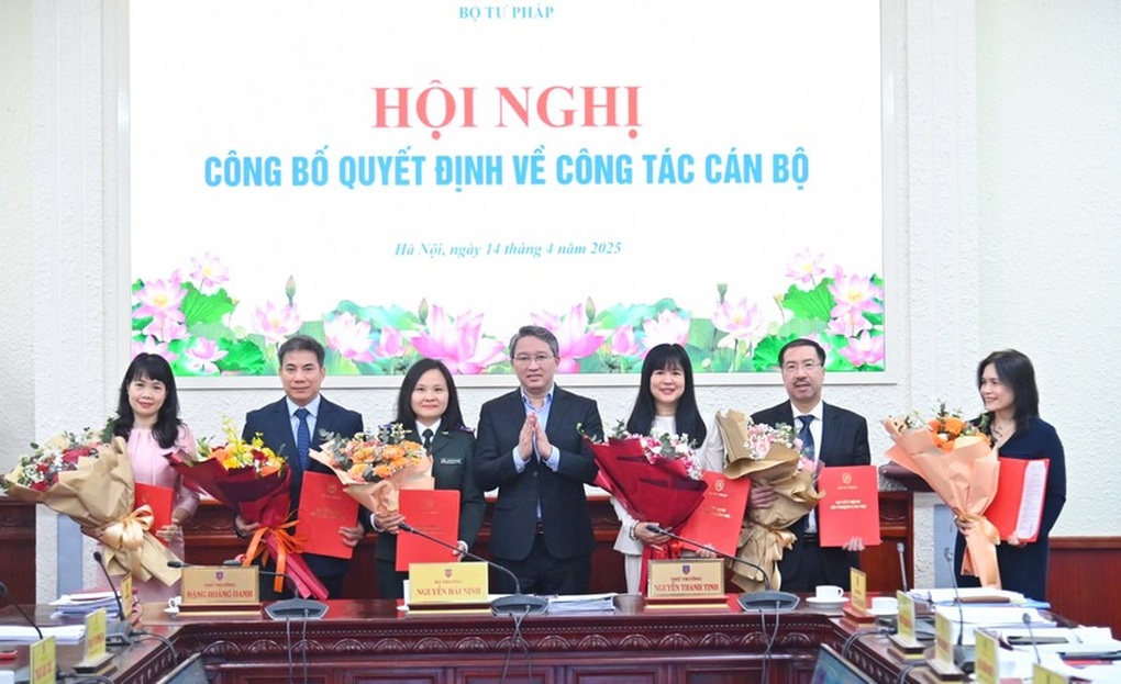 Bộ Tư pháp bổ nhiệm nhiều lãnh đạo cấp vụ - 1 Bộ Tư pháp bổ nhiệm nhiều lãnh đạo cấp vụ - 1