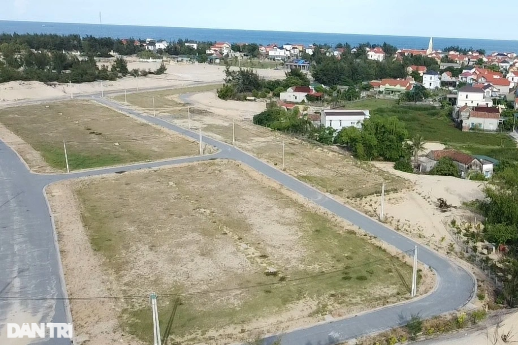 Trúng đất vàng tại Quảng Trị sát giá sàn, nhiều người vẫn bỏ cọc - 1