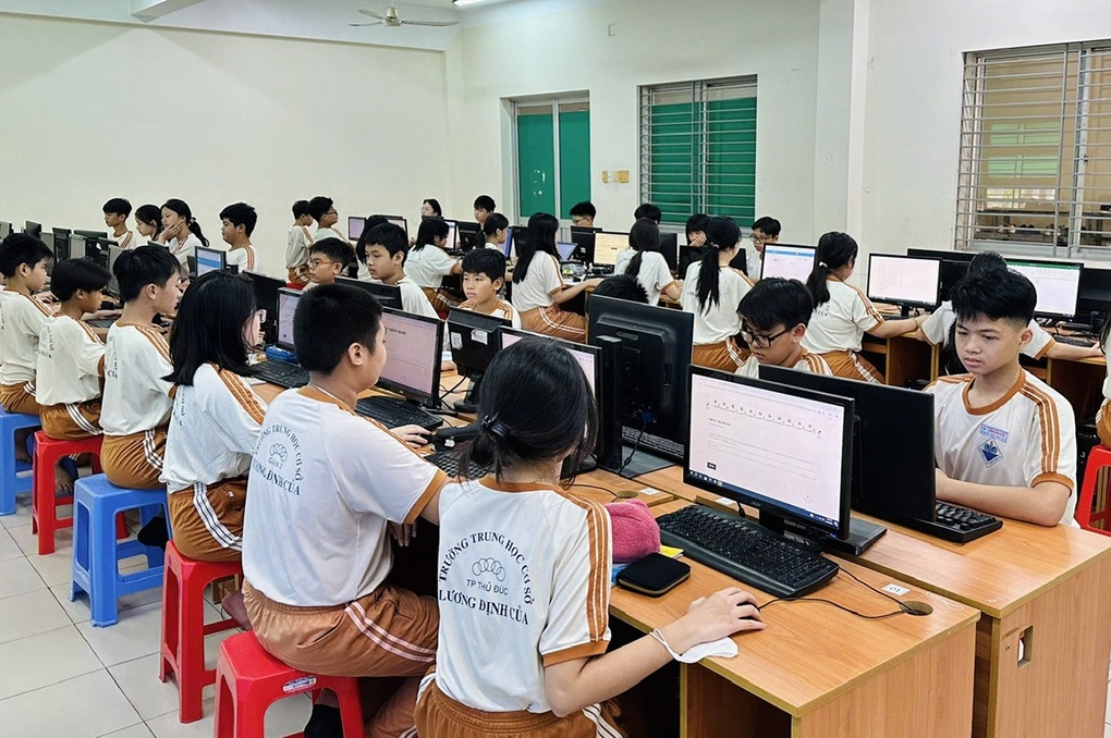 Zlepšení digitální gramotnosti středoškoláků v Hanoji - 3 Nâng cao năng lực số cho học sinh phổ thông Hà Nội - 3